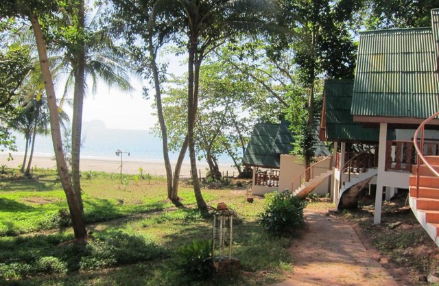 Cameron Island Resort