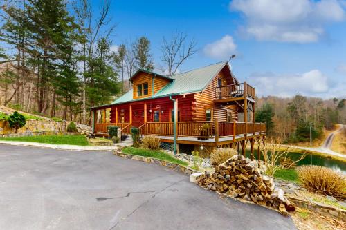 Camp Unicorns Bigfoot Manor