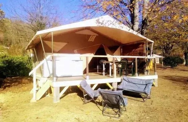 Camping maeva Escapades Coeur d'Ardèche * - Small Lodge 3 Rooms 5 People Without Sanitary