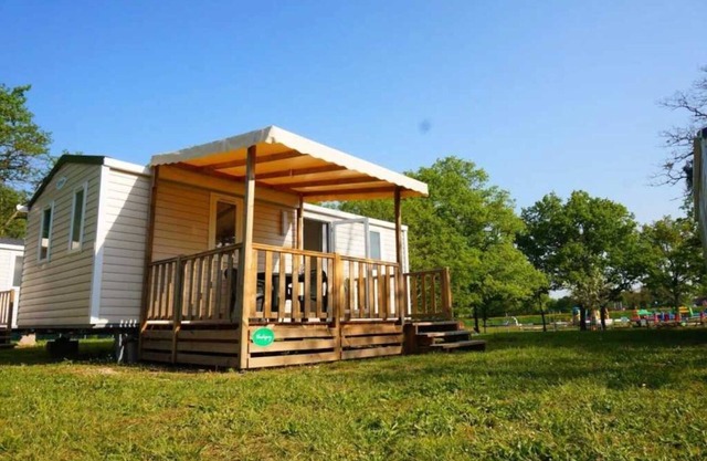 Camping 3 étoiles - ef00gi