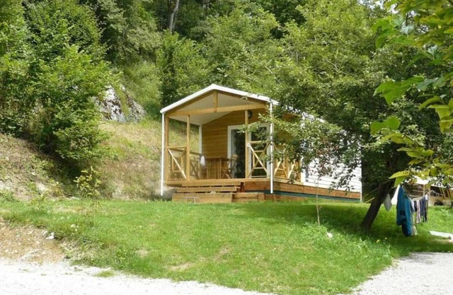 Camping 3 étoiles - Piscine - ccbaddc