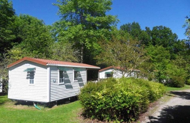 Camping 3 étoiles - Piscine - eecbge