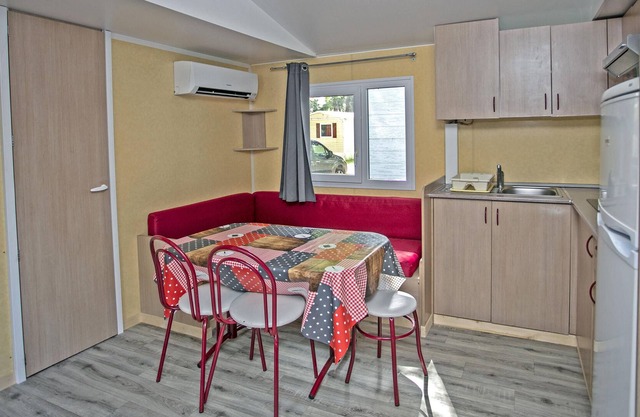 Camping *** Apamea - Cottage 4 Rooms 6 People