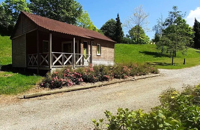 Camping Beau Rivage * - Chalet Privilege 35m2 - PMR 2 bedrooms - 6 people