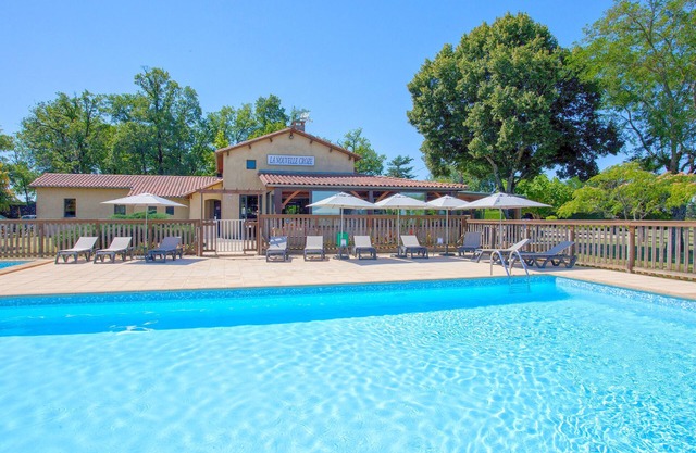 Camping familial 4* avec Piscine |Mobil-home 4p+TV