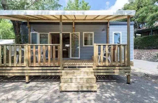 Camping Le Château de Galaure* - Comfort 4-room mobile home for 6 people