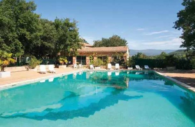 Camping 3 étoiles - Piscine - eebbch