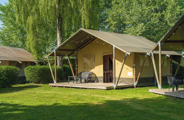 Camping in luxury. Safari tents for 6 people