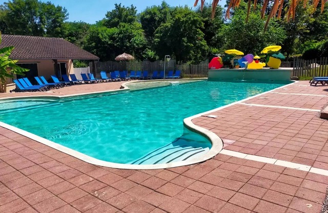 Camping l'Eau Vive * - Cottage Comfort 6 people