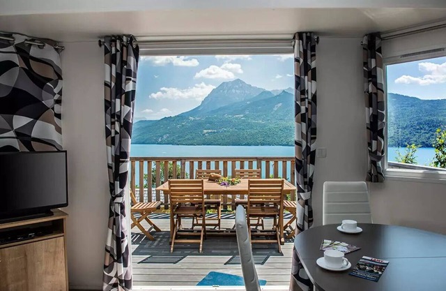 Camping l'Ecrin du Lac * - Chalet 3 Rooms 4 People Air Conditioned + TV