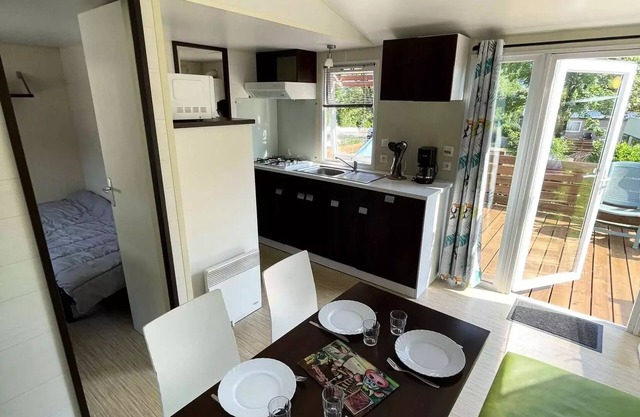Camping Le Chanet* - Mobile Home Saint Roch 3 Rooms 4 People