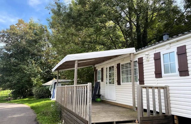 Camping le Grand Cerf * - Premium 6-person mobile home with covered terrace, 3 bedrooms, air conditioning, dishwasher, TV for 6 people