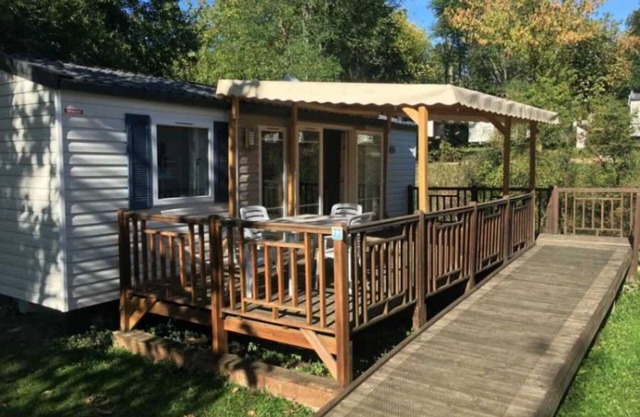 Camping - Piscine - ccbaieg