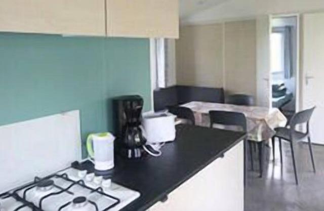 Camping Pommiers Des 3 Pays**** - 4-room mobile home for 6 people