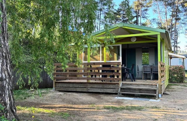 Camping Ushuaïa Villages les Pins d'Ucel * - MIMOSA - Chalet 27m² + TV for 5 people