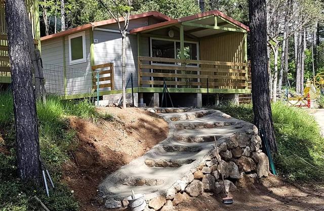 Camping Ushuaïa Villages les Pins d'Ucel * - GENET - Chalet 21.5m² + TV 4 people