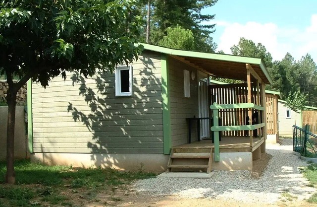 Camping Ushuaïa Villages les Pins d'Ucel * - LAVENDER - Chalet 21m² 4 people