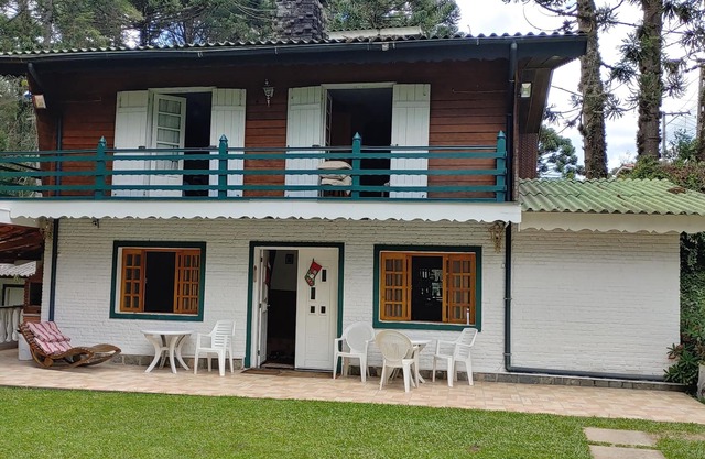 Campos do jordao , neighborhood Capivari 5 bedroom 4 minutes of center - pay pal