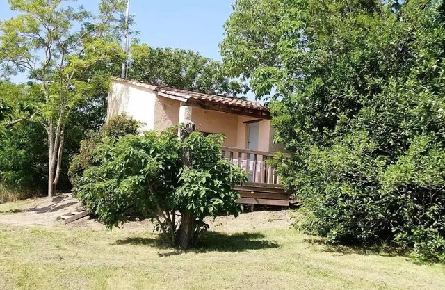 Campsite Beau Rivage * - Cottage - 2 Bedrooms (without sanitary facilities) 4 persons
