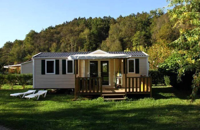 Campsite Flower L'Arize * - Mobil Home Cordélia 4 Rooms 6 People