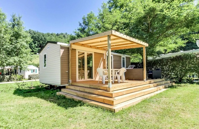 Campsite Flower L'Arize * - Mobile home Riviera Confort 3 rooms 4 people
