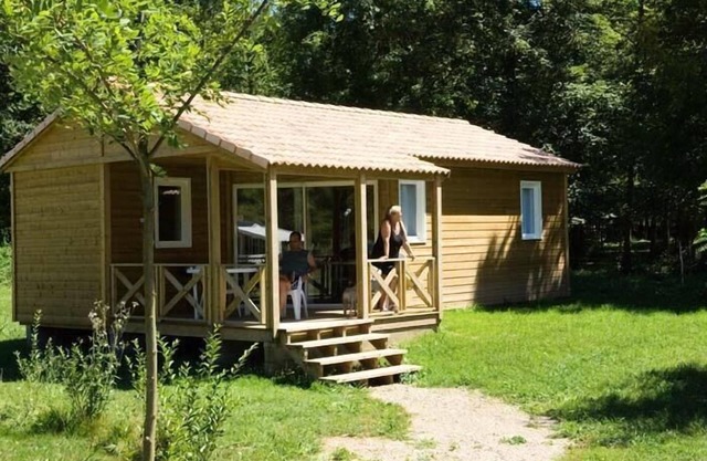 Campsite Flower L'Arize * - Mobile home Premium 4 Rooms 6 People
