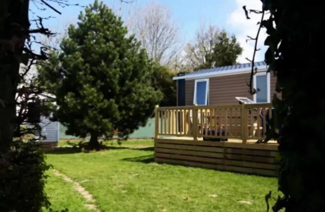 Campsite L'Aiguille Creuse* - Mobile home Family Sunêlia Confort 4 Bedrooms 8 people