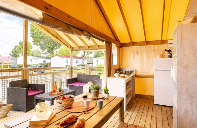 Campsite La Citadelle* - PREMIUM Lodge - 2 bedrooms 4 people