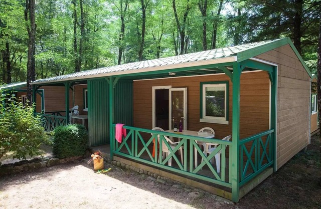 Campsite Le Roubreau * - DUOL 20m2 2 to 4 people - 2 pers. included in the tariff