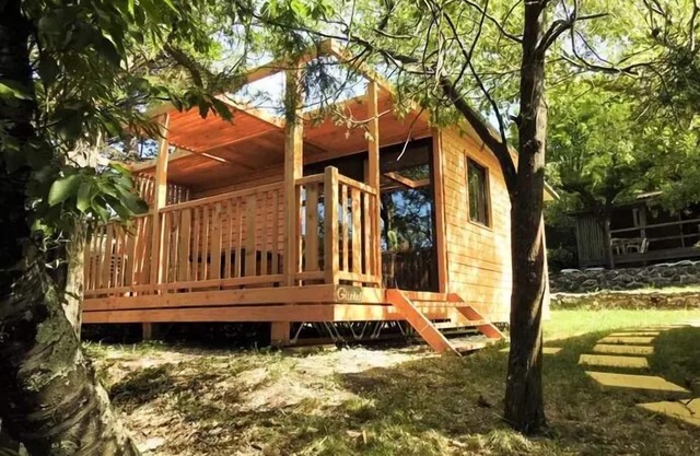 Campsite Les Lavandes * - Chalet THYM comfortable 5 people