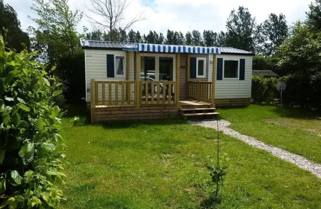 Campsite Les Pommiers des 3 Pays * - Mobil home 55 6 people