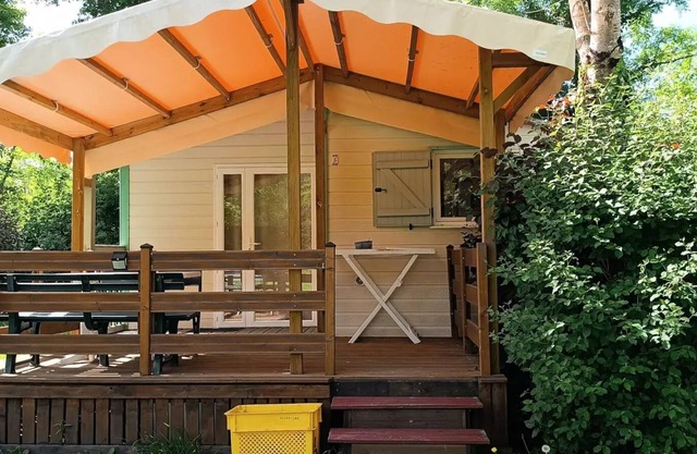 Campsite Uhaitza Le Saison * - Chalet CRL - 2 bedrooms 5 people