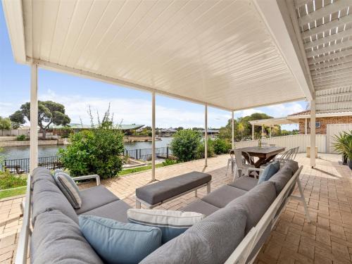 Canal Viewprivate Jettypet Friendlyfire Pit