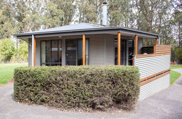 Candle Bark Cottage - Karma Kinglake