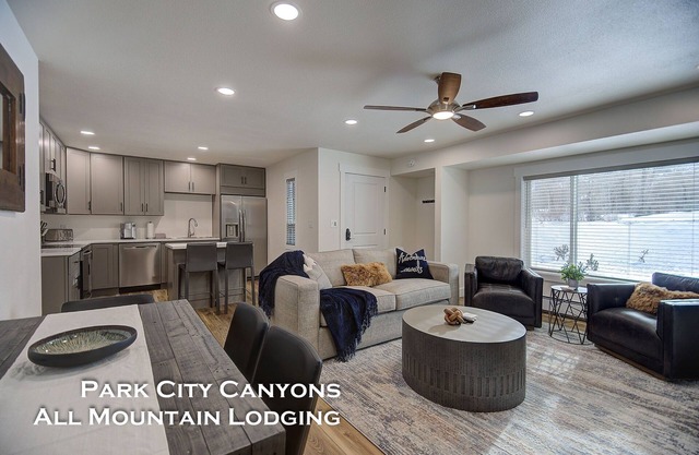Canyons View 06: Beautiful 2 Bedroom 2 bath vacation rental. Walk to the Cabriolet Lift