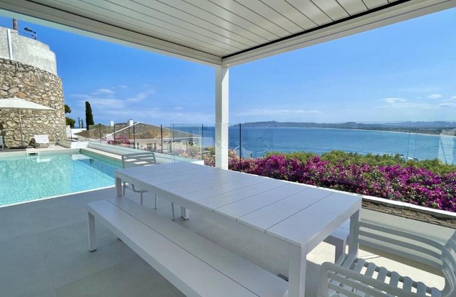 CAP DE LA BARRA 61 - Villa deluxe vista mar
