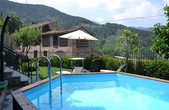 Capannori Stylish Townhouse