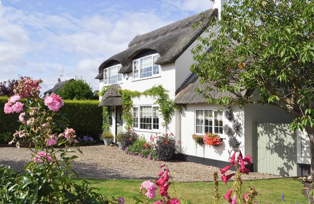 Captain's Cottage - 27888
