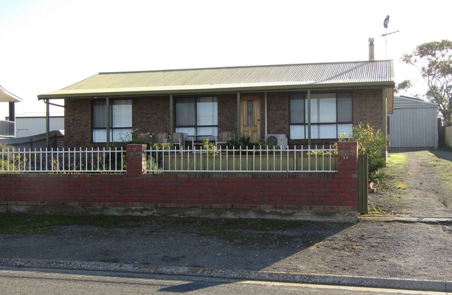 Captain's Quarters ~ Pet Friendly - Off Peak Special!