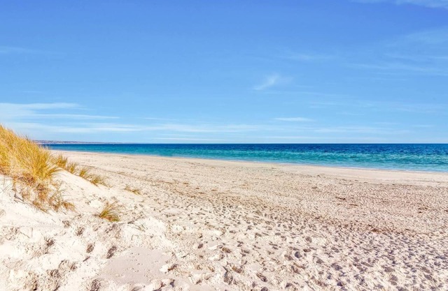 Captains Rest Seaside Lifestyle on West Beach