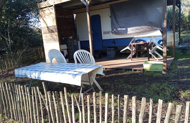 Caravan 'En Pleine Nature' with Private Terrace and Private Garden