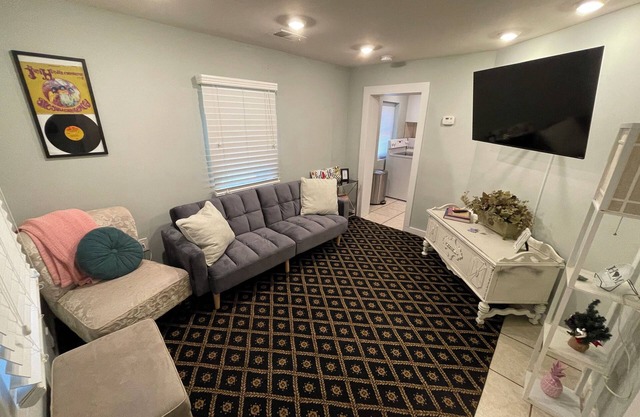 Carolina Cottage-Entire Home-Close to Downtown Spartanburg