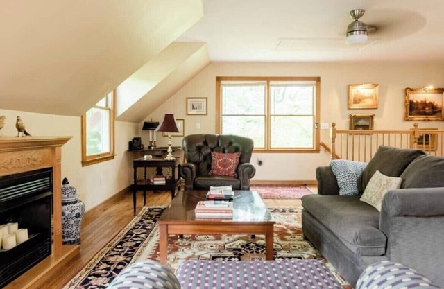 Carriage House Hideaway in Middle of Chestertown