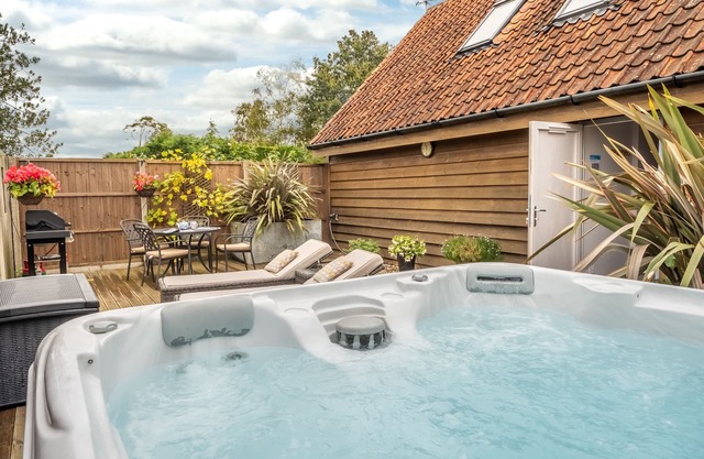 Cartshed Lodge, Hoveton, Norfolk