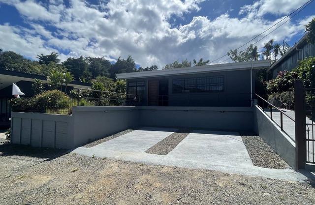 Carvalkar Mountain House