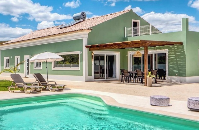 Casa dos Netos - Newly renovated 3-bedroom villa with private pool
