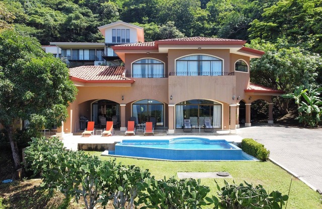 Casa Aguas a stunning two-story house located in the beautiful Playa Hermosa.