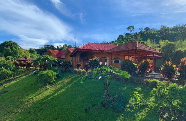 Casa Amarissa/View point at Tapantí National Park