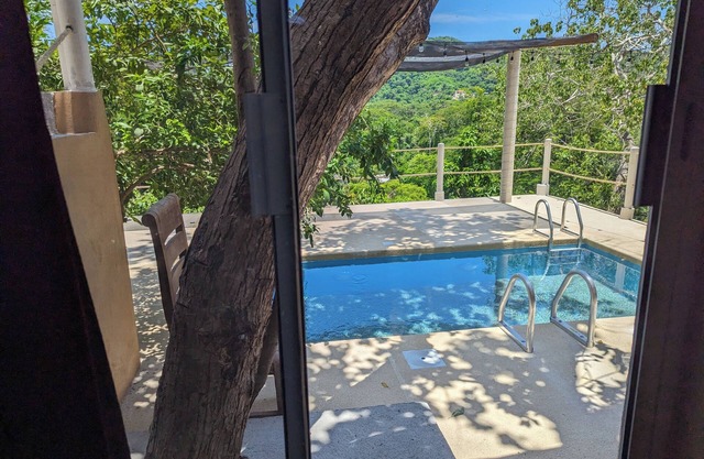 Casa Arcoiris Zihuatanejo