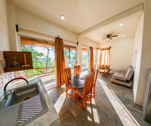 Casa Arrecife Troncones - a few steps from the beach
